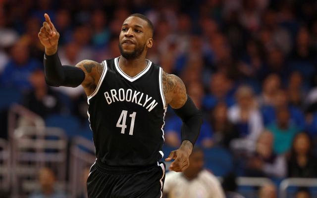 雷霆险胜灰熊总分4-0晋级次轮 亚历山大38+5+6小皮蓬30+11