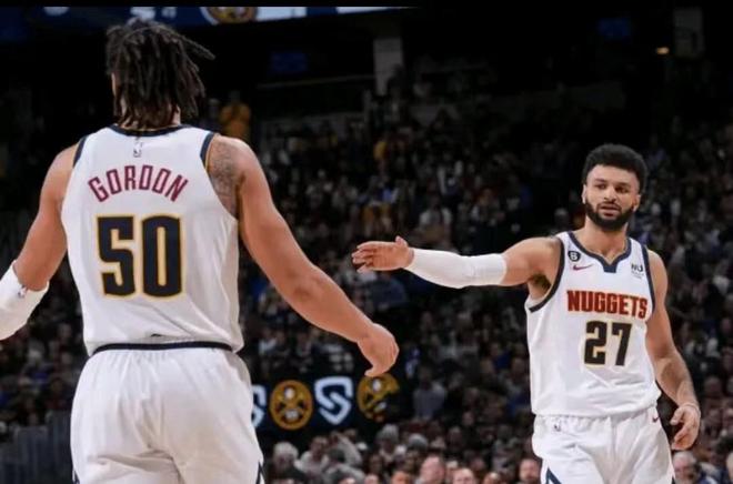 双点牵制 双点牵制